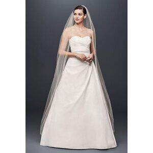 David's Bridal Women's Taffeta A Line Wedding Dress W/Sweetheart Neck - 14W